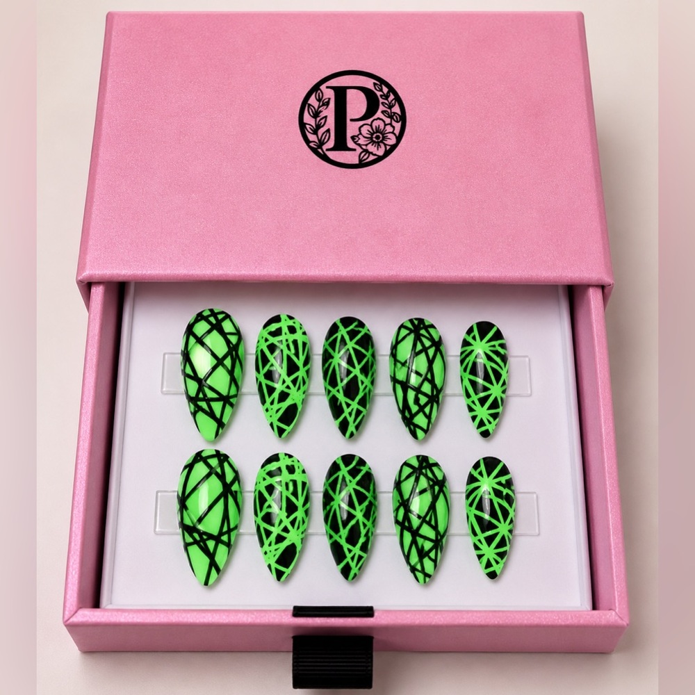 10PC glow in the dark premium spooky scribble luxury PressOn stiletto Nails gel